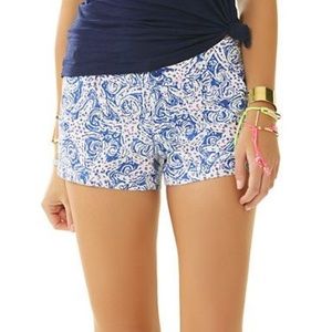 Lilly Pulitzer Walsh Short in Indigo Star Crush 🌟